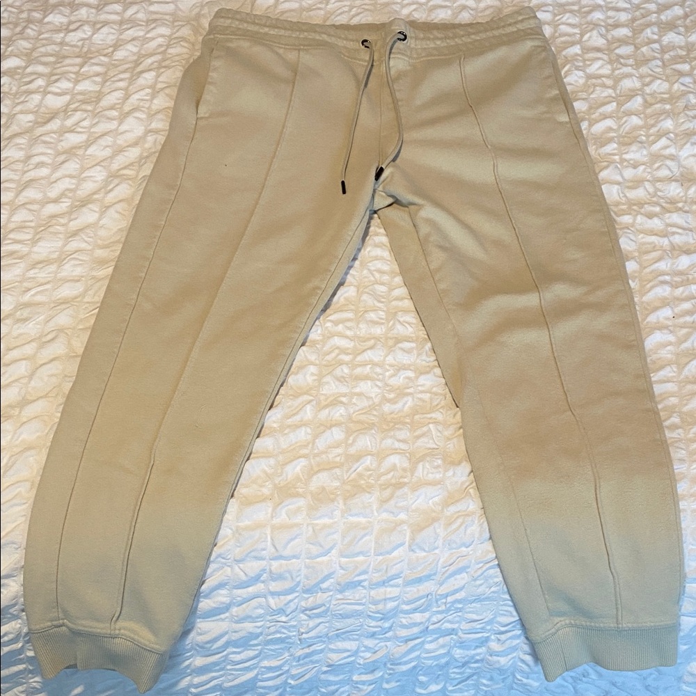 Goodfellow & Co Men’s Light Tan Joggers - Picture 3 of 4